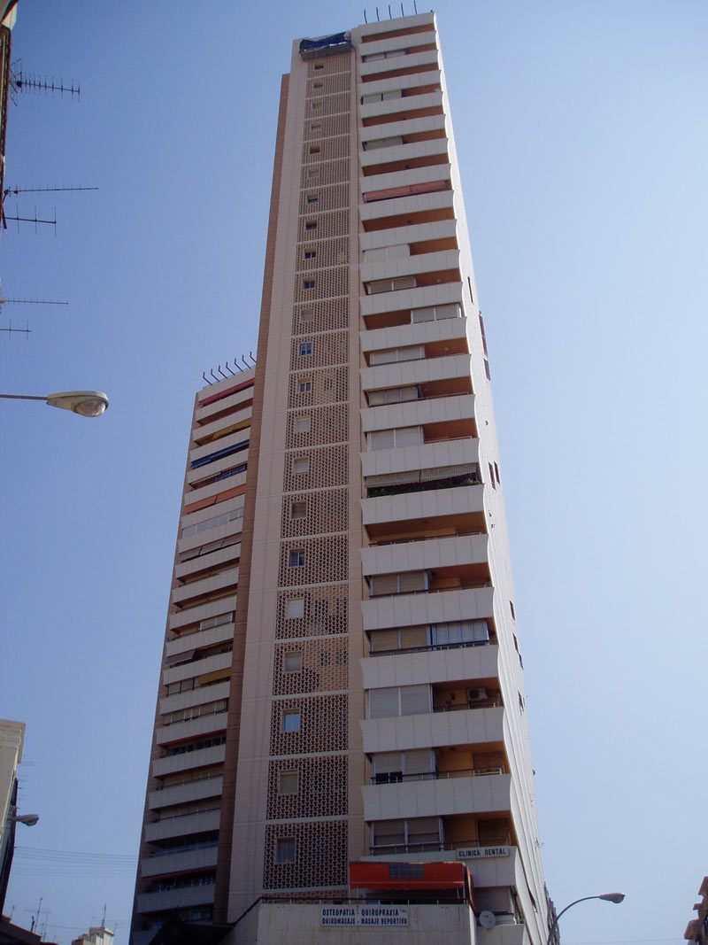 Fachadas y Rehabilitaciones del Mediterráneo reforma de edificios en Alicante